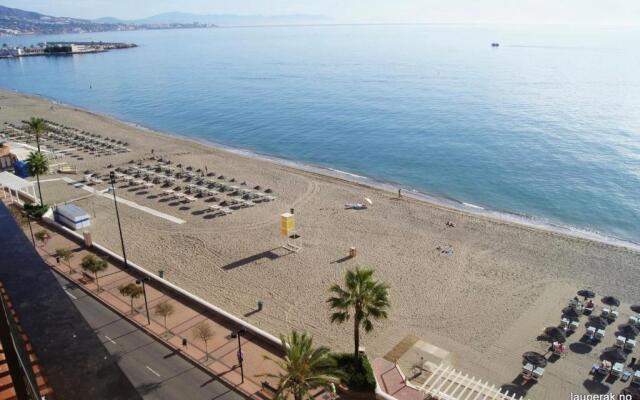 Fuengirola Promenade 3br Apartment by Rafleys