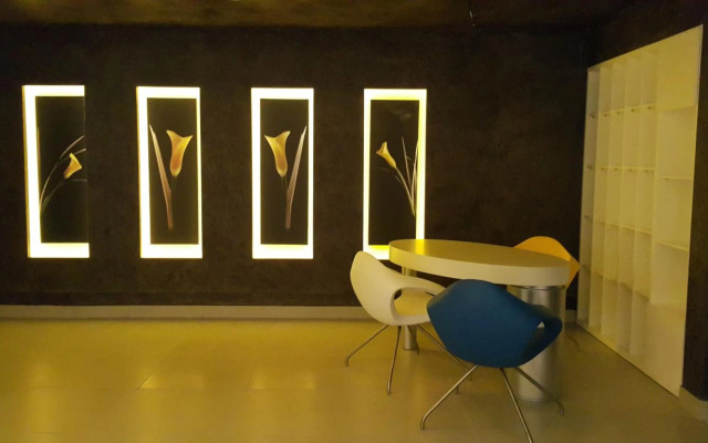 More Meni Cosmopolitan Hotel