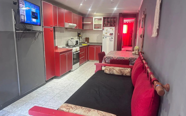 rojo 2 cuadras del mar