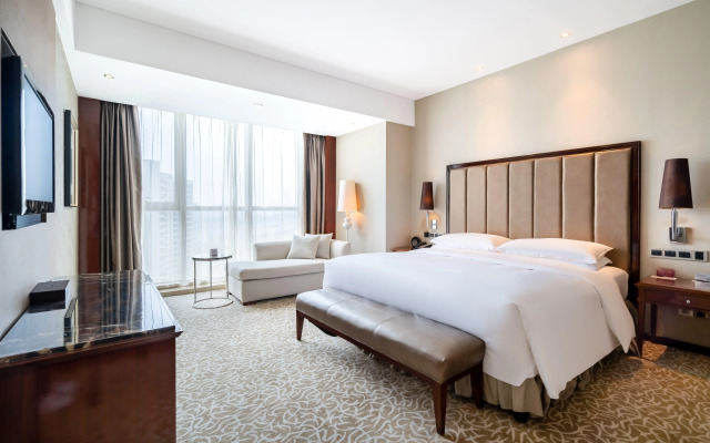 Crowne Plaza Zhenjiang by IHG