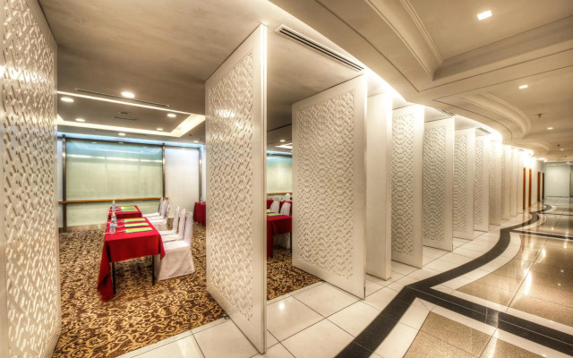 Raia Hotel Kota Kinabalu
