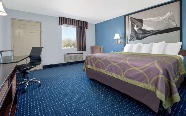 Super 8 by Wyndham Dumas TX