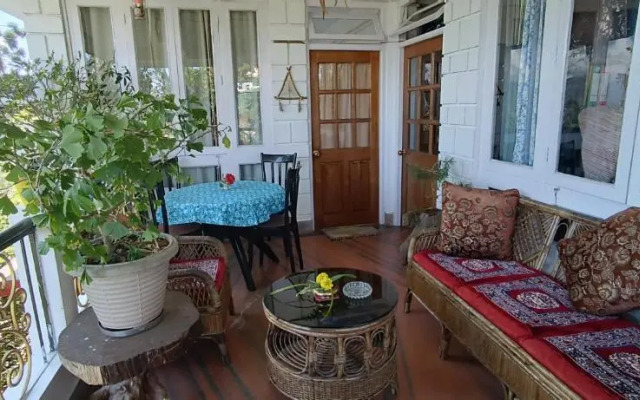 Mansarover Home Stay