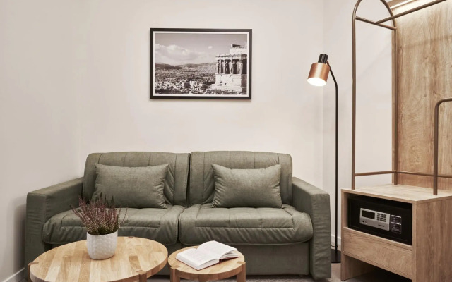 NLH MONASTIRAKI - Neighborhood Lifestyle Hotels