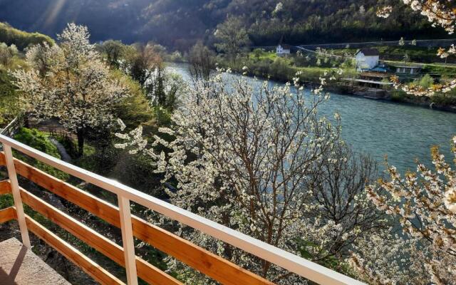 Smeštaj pored Drine