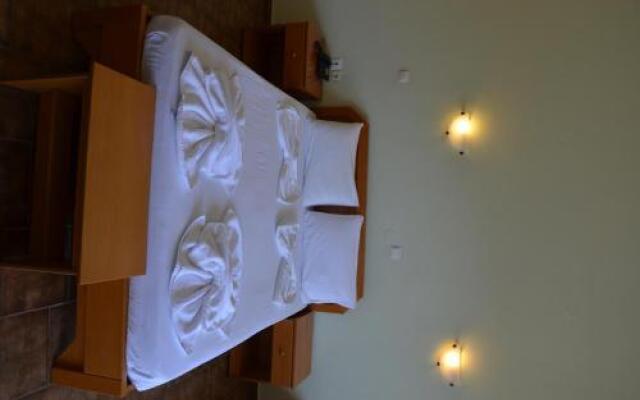 Aparthotel 3 stars Platanias