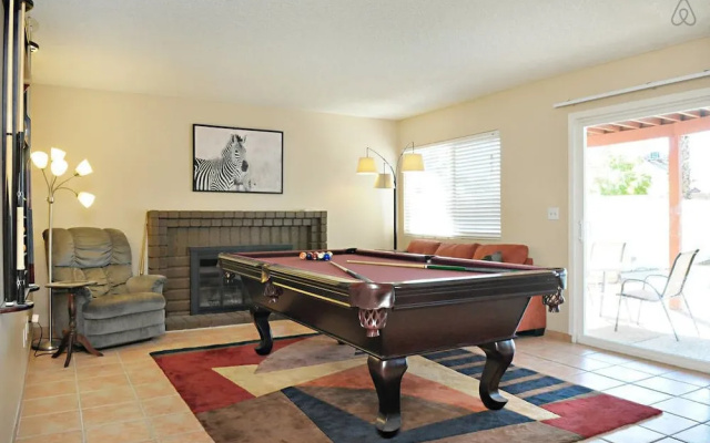 Luxury 4br 8min to Las Vegas Strip