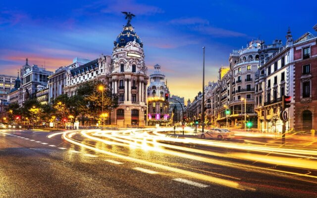 Puerta del Sol Rooms