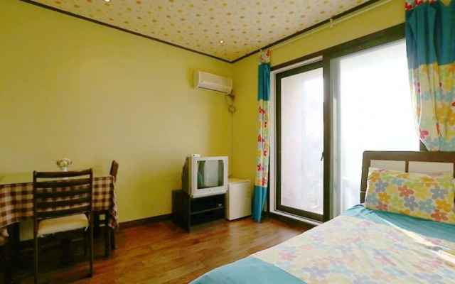 Yangyang Guesthouse Pension