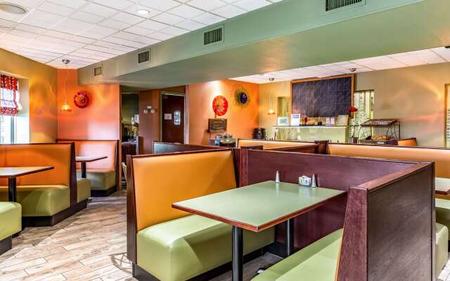 Quality Inn East Stroudsburg - Poconos