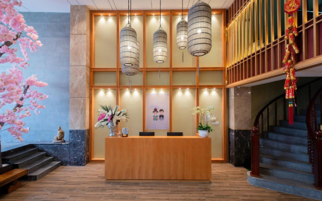 101 Star Hotel