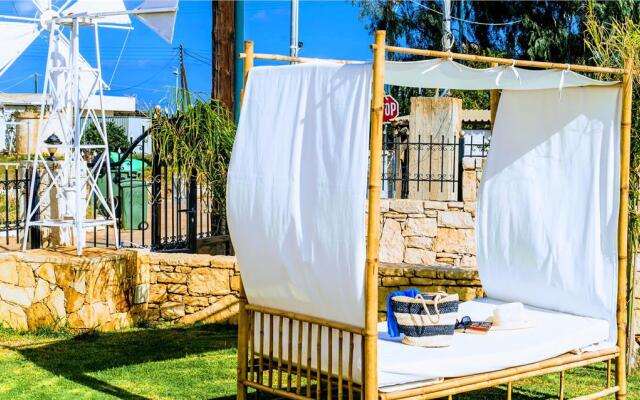 Yiannis Manos Hotel