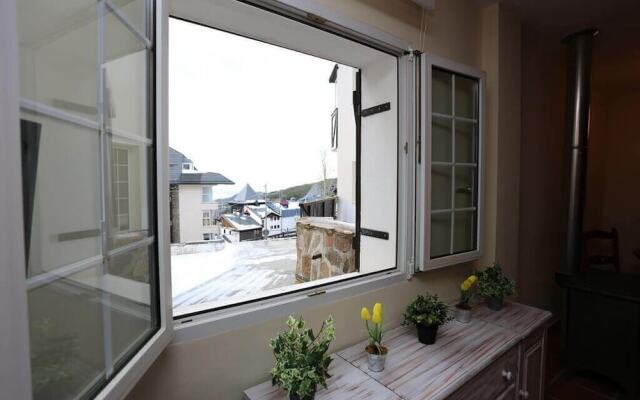 Chalet Adosado zona media-baja