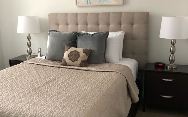 Cook City Suites - 1616 Walnut Street