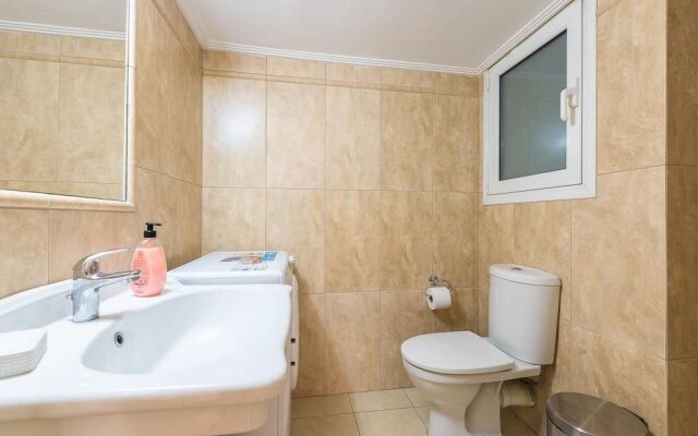 Victoria Familia Apartments