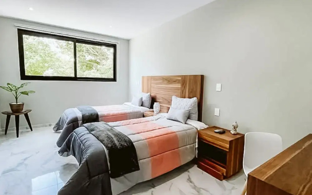Level luxury condos