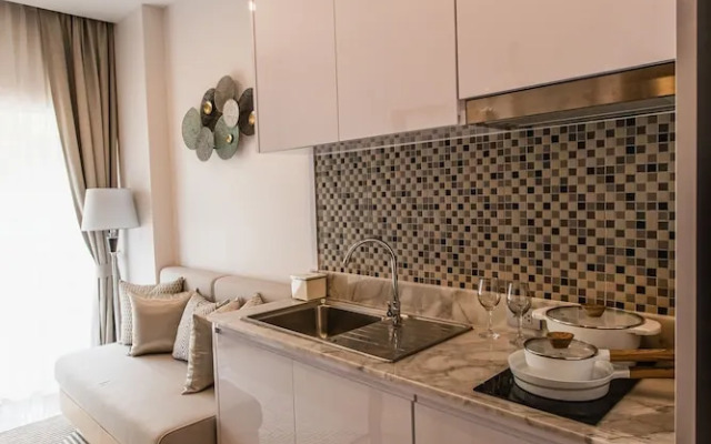 Palmetto Condominium