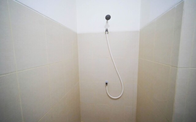 Spacious 2Br Combine Unit At Bale Hinggil Apartment