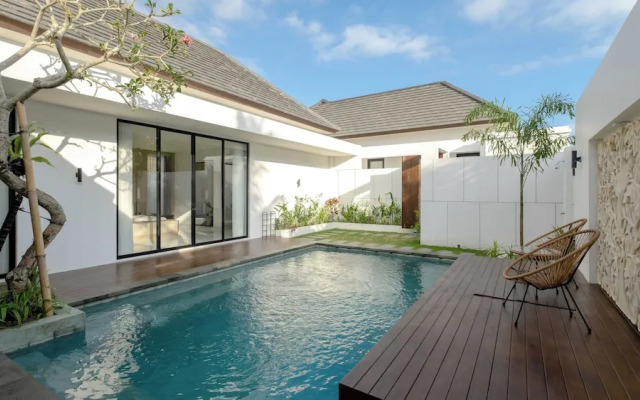 Swan Villa 4 Seminyak