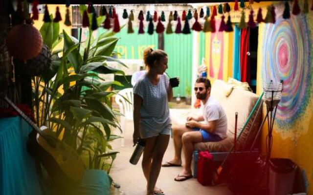 SUEñO PROFUNDO HOSTEL