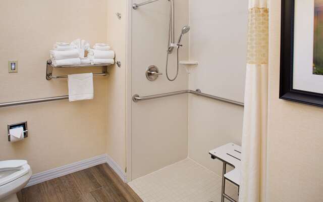 Hampton Inn & Suites Mansfield