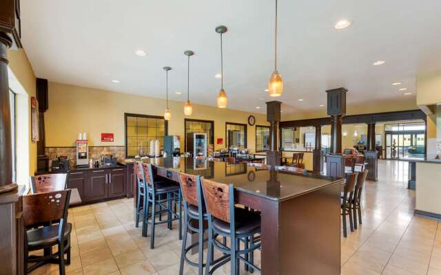 Best Western Airport Suites