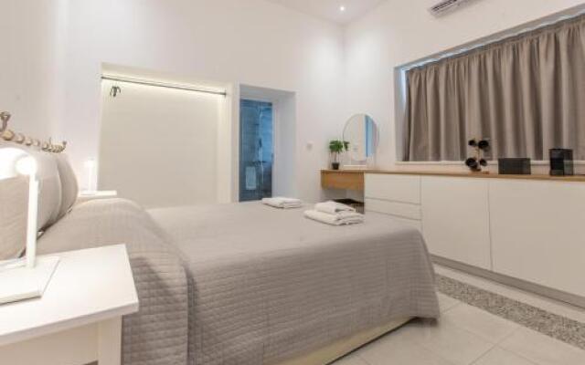 Rooms - Unique staying in Paphos Centre