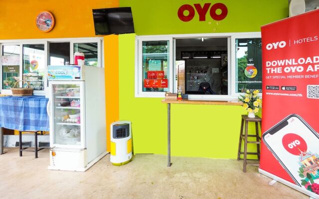OYO 976 Sandee