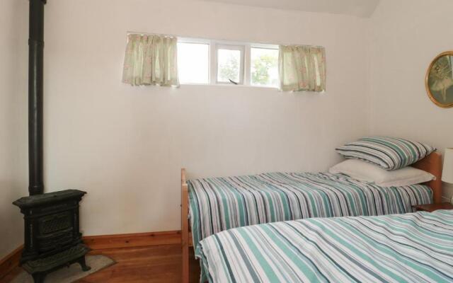 Wreath Green Annexe