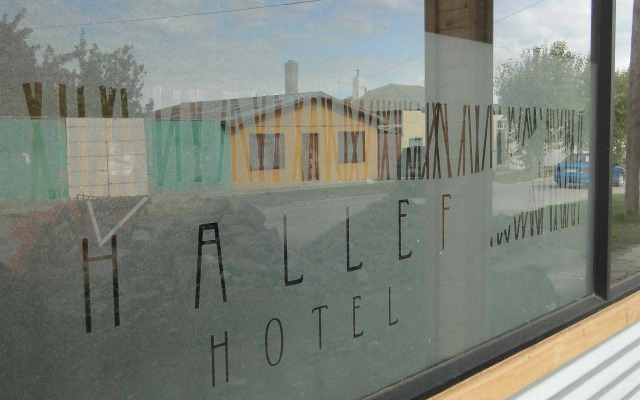 Hotel Hallef