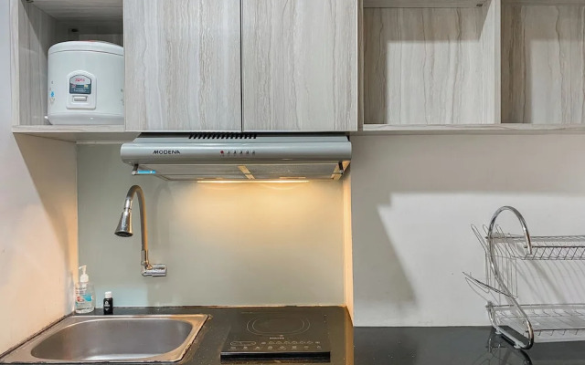 Good And Homey Studio Apartment At Springhill Terrace Residence