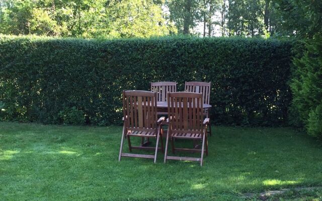 Peaceful holiday home in Niendorf with garden seating and parking