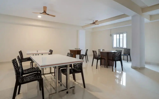 Gokul Grand by OYO Rooms