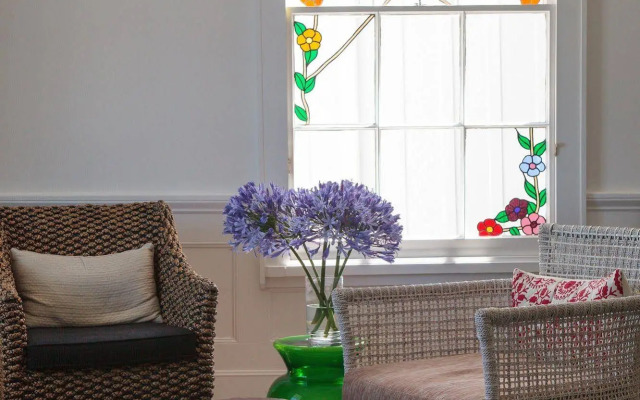 The Old Oak Boutique Hotel