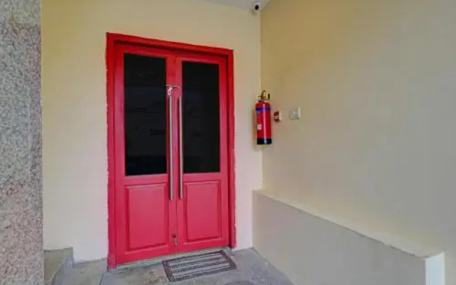 Oyo 385 Townhouse Navya International Ramamurthy N