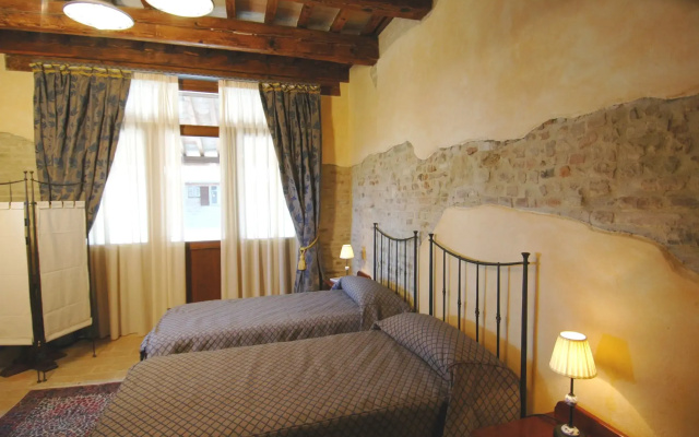 Castello Montegiove