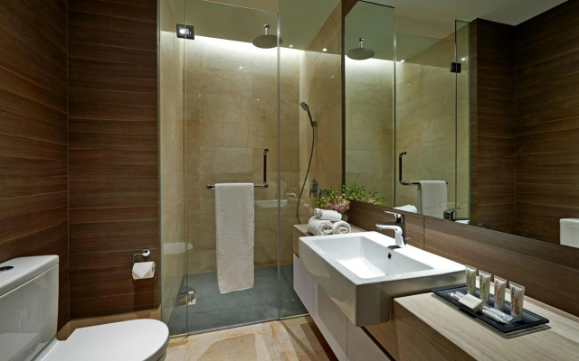 V E Hotel & Residence