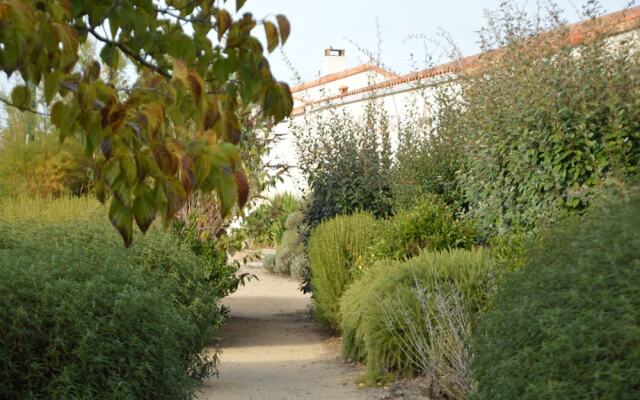 Quiet Holiday Home in Loire by the Sea