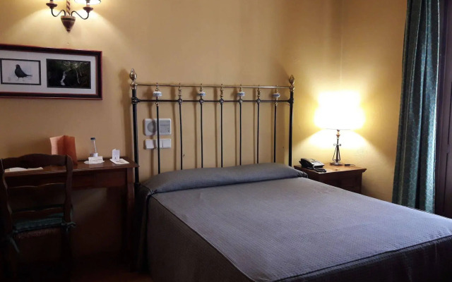 Hotel La Posada Regia