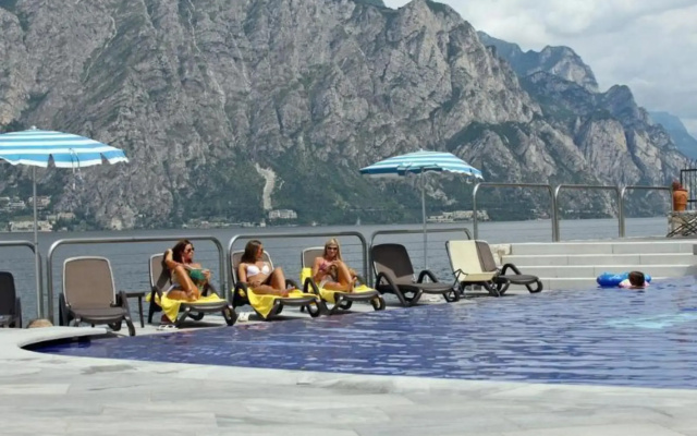 Hotel Sailing Center