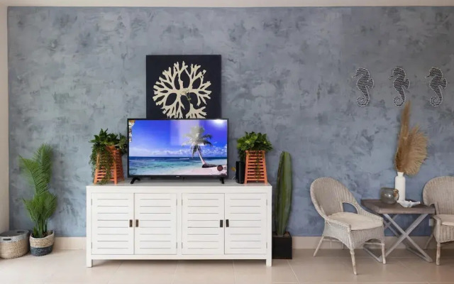 The Charming Condo by Acomodo