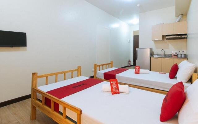 RedDoorz Premium @ Paseo Verde Las Pinas