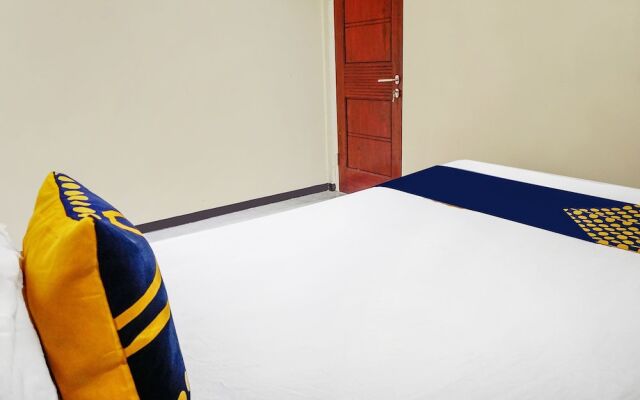 SPOT ON 91615 Arumba Guest House Syariah