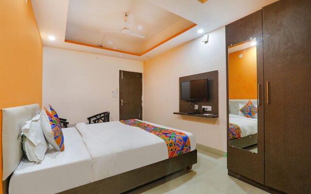 Fabhotel Vinayaka