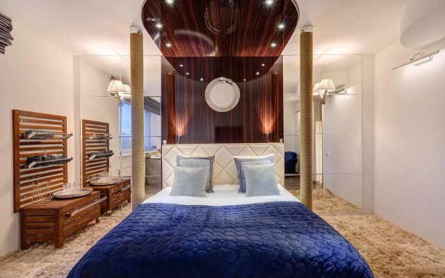 June street Spa apartments
