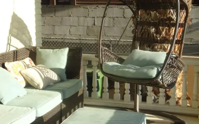 LA Room Rental