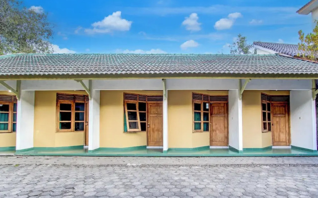 SPOT ON 94211 Pondok Wisata Kaliandra Kaliurang