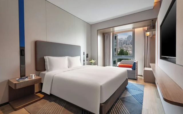 Holiday Inn Express Shanghai Changfeng Park by IHG