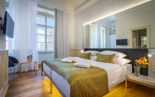 Hotel Golden Star