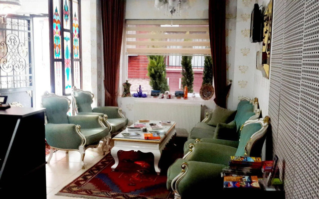 Serenity Hotel